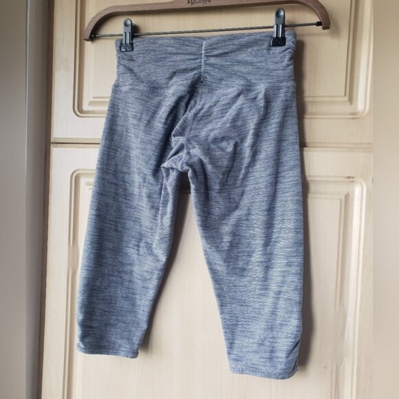 Lululemon Dhanurasana  rop Legging Size 4 - Picture 2 of 11